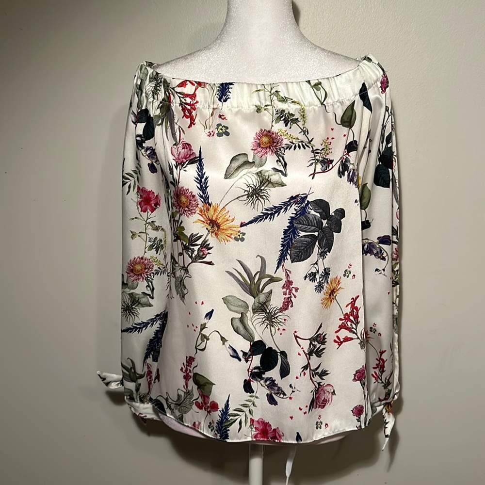 Bailey/44 Medium Size Floral Print Top .